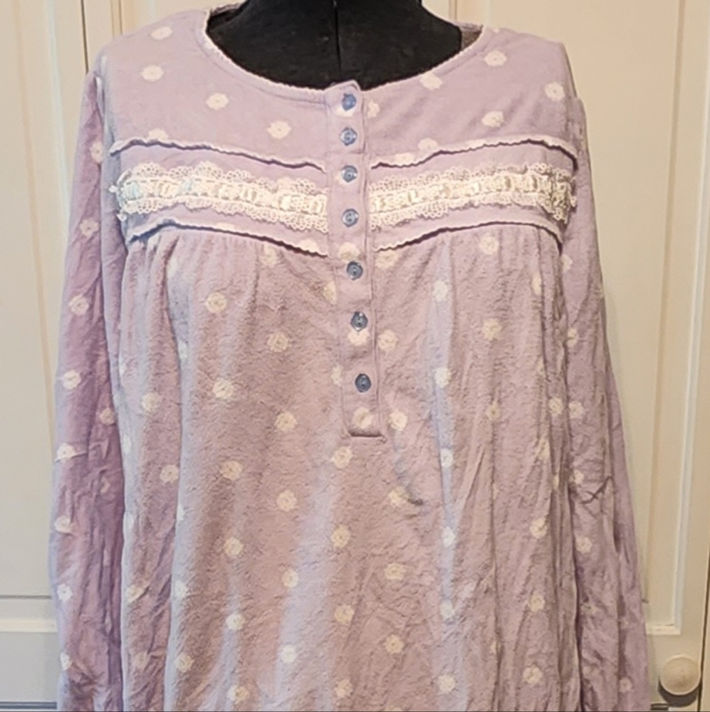 Nightgown
